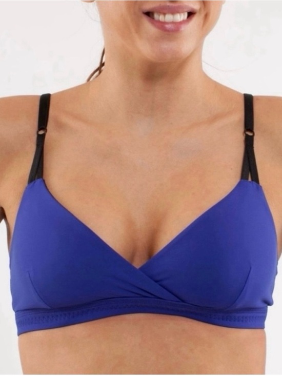 lululemon athletica Other - Lululemon Sports Bra Womens Size 2 Black Blue Activewear